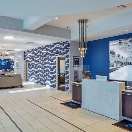 Scholar State College, Tapestry Collection By Hilton Hotel Luaran gambar