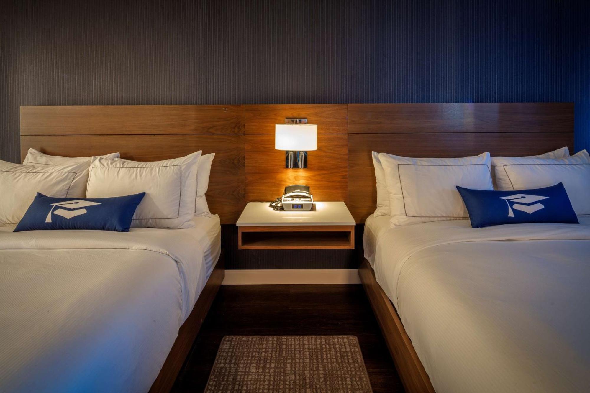 Scholar State College, Tapestry Collection By Hilton Hotel Luaran gambar